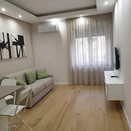 T&t Luxury Int 4 Апартаменты *