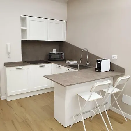 T&t Luxury Int 4 Apartment